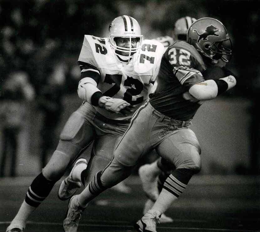 Dallas Cowboys v. Detroit Lions - Ed Too Tall Jones (72) and Garry James (32) 