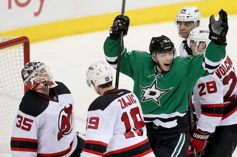 Dallas Stars right wing Alex Chiasson (12) reacts to a game tying goal by Dallas Stars...