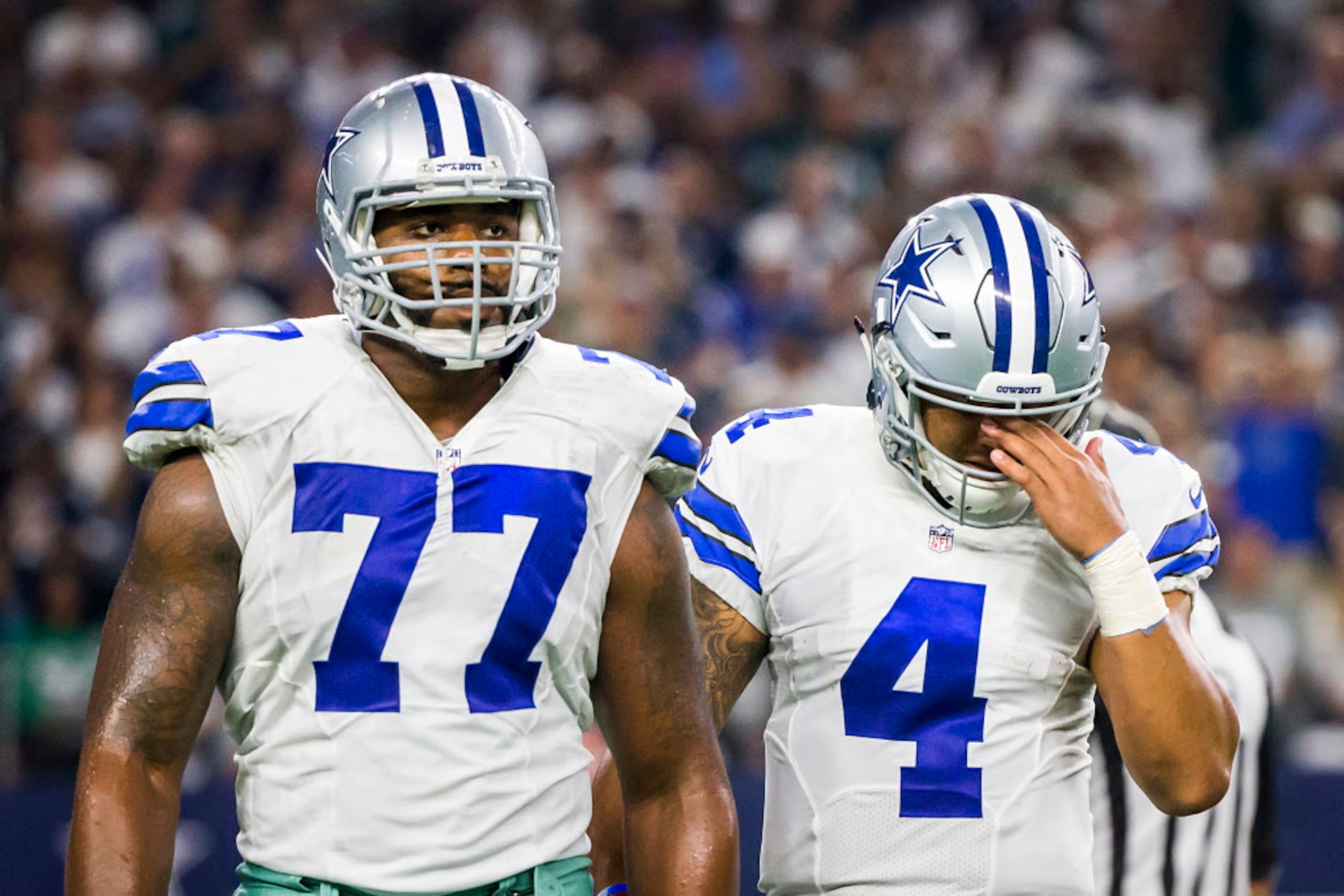 10 things to know about Cowboys OL Tyron Smith, including his insane bench  press and odd eating problem