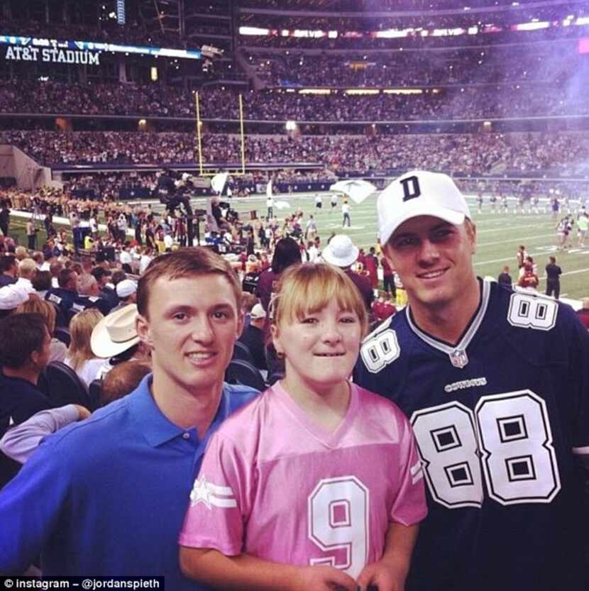 Jordan Spieth (right) with sister Ellie, 14, and brother Steven.