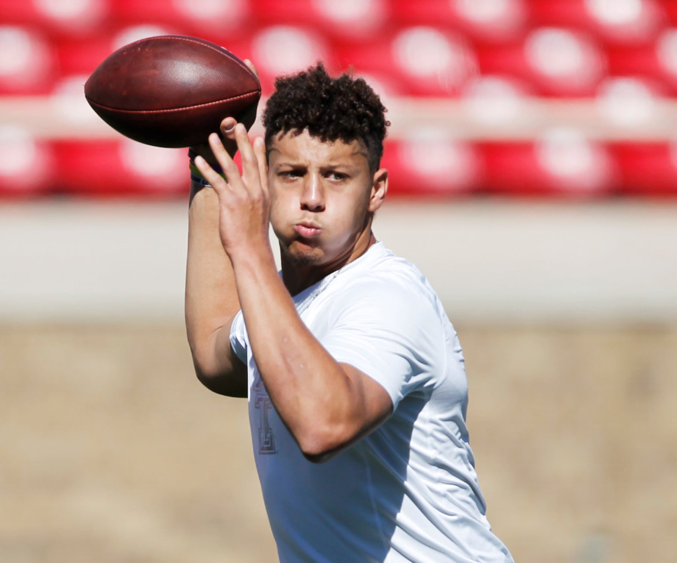 Patrick Mahomes Fires a Hilarious Shot at ESPN After Leading the