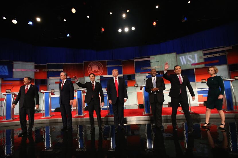 Presidential candidates Ohio Gov. John Kasich (left), Jeb Bush, Sen. Marco Rubio (R-Fla.),...