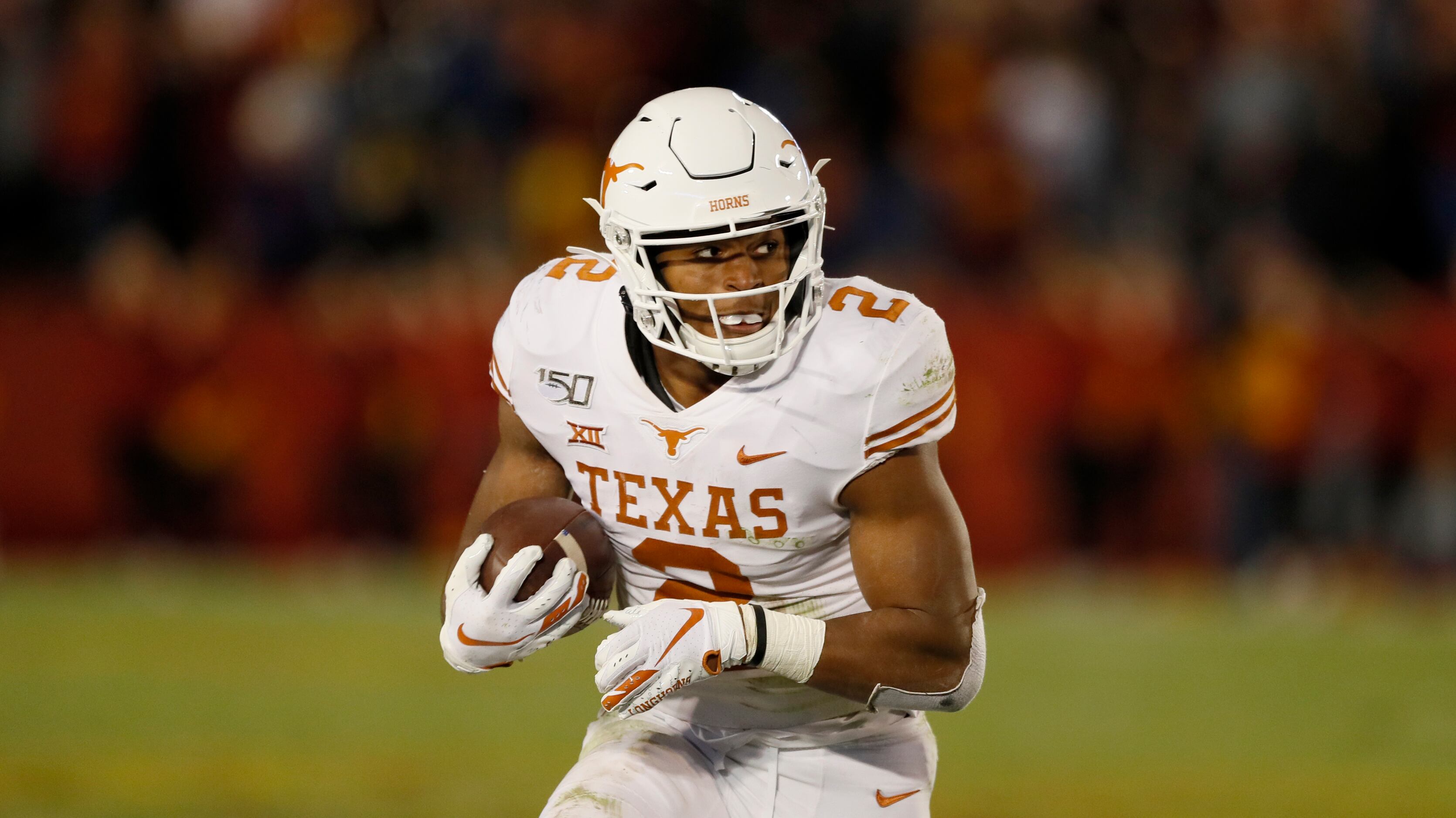 Former Texas Longhorns RB Roschon Johnson Impressing With Bears In  Preseason - Sports Illustrated Texas Longhorns News, Analysis and More