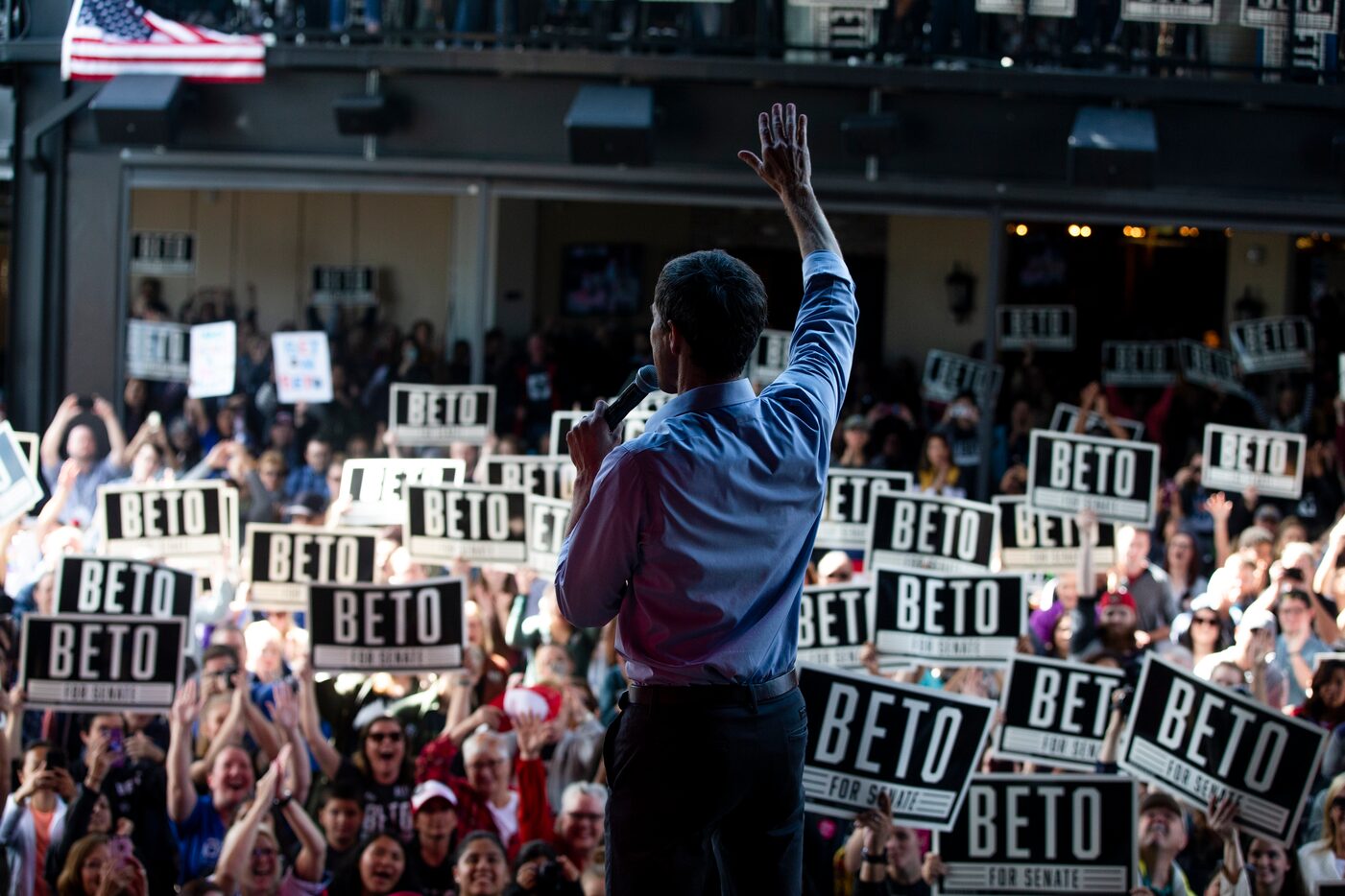 Congressman Beto O'Rourke campaigns at Lava Cantina in The Colony on Oct. 20, 2018. 