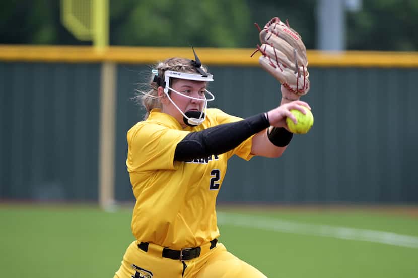 Forney’s Cailey Slade (2) pitches in the first inning during game 3 of a Class 5A Region II...