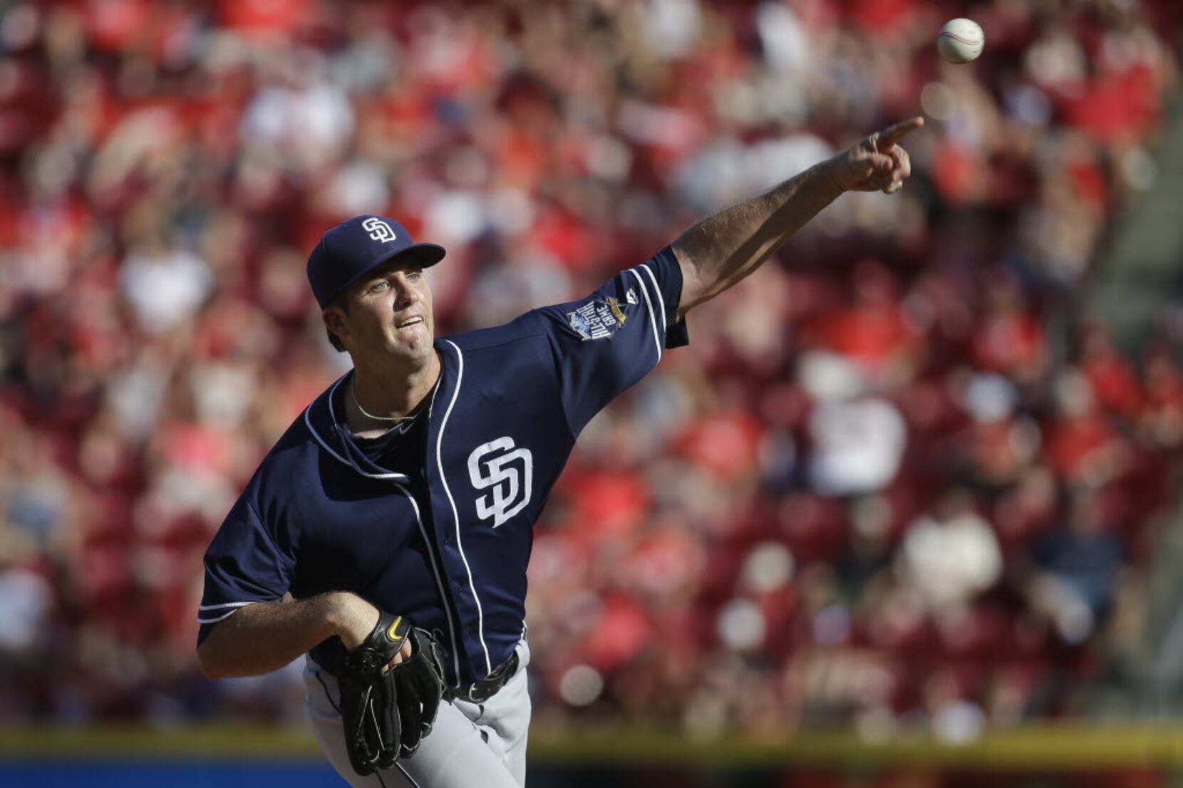 Tyler Thornburg of the Cincinnati Reds throws a pitch during the News  Photo - Getty Images