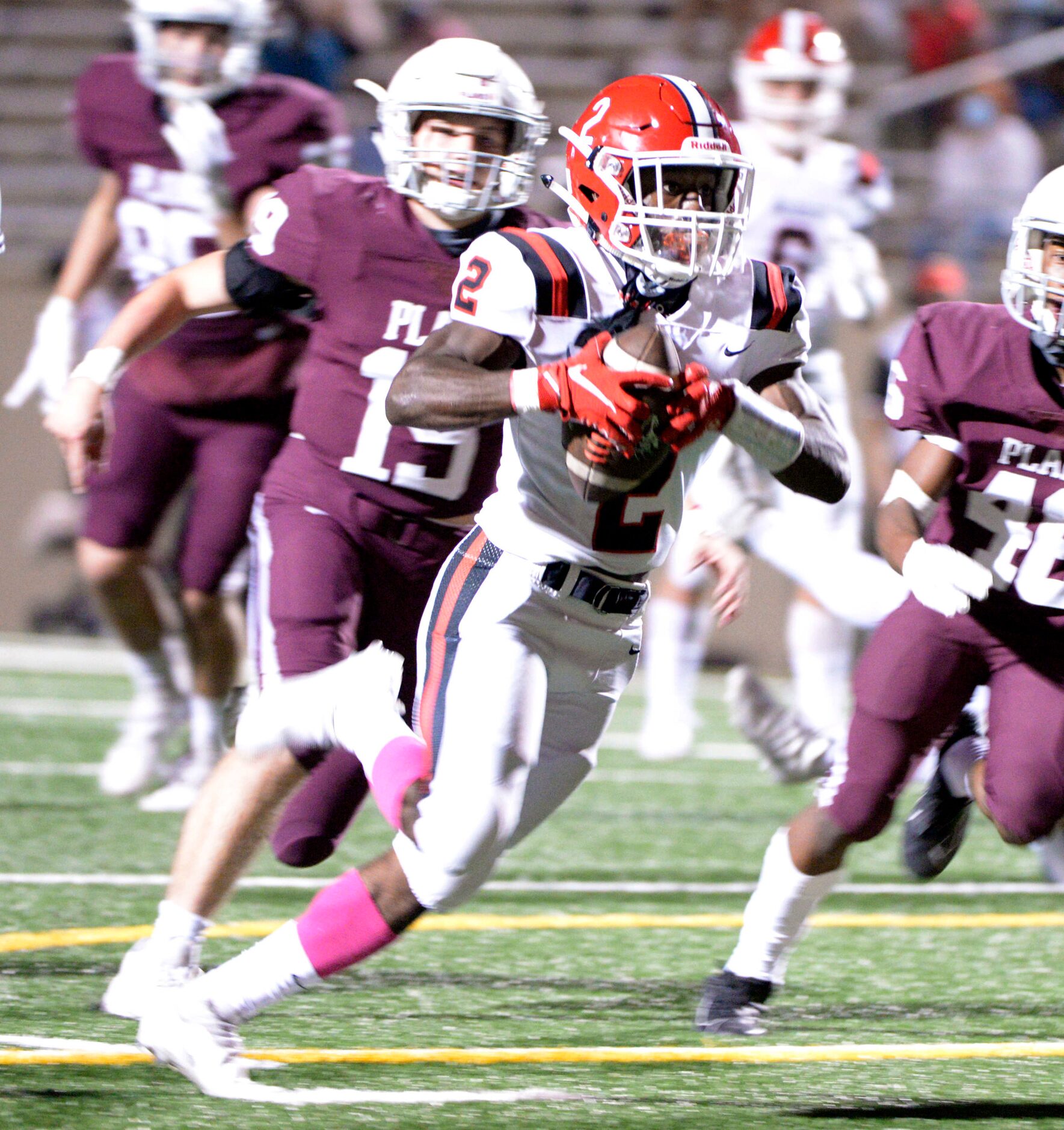 Lake Highlands Noelle Whiteheads runs for a touchdown in the first quarter of a high school...