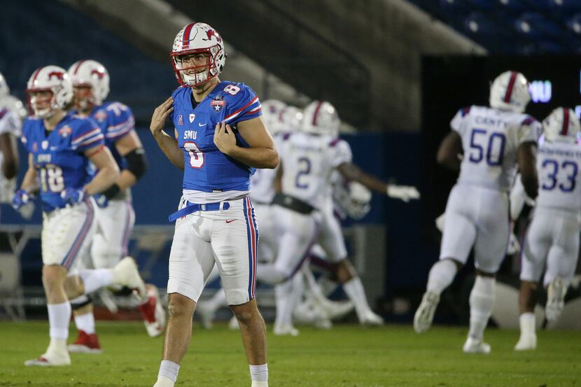 Southern Methodist Mustangs quarterback Ben Hicks (8) reacts after Louisiana Tech Bulldogs...