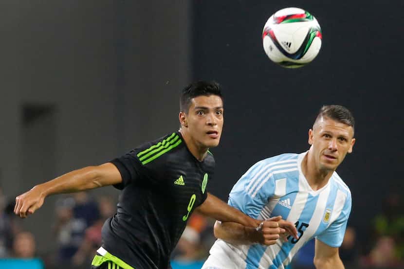 Raúl Jimenez (9) y la selección mexicana se medirán a una Argentina sin varias figuras en...