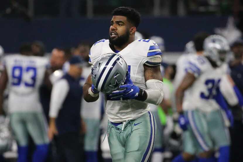 Dallas Cowboys running back Ezekiel Elliott (21) is pictured during the Tampa Bay Buccaneers...