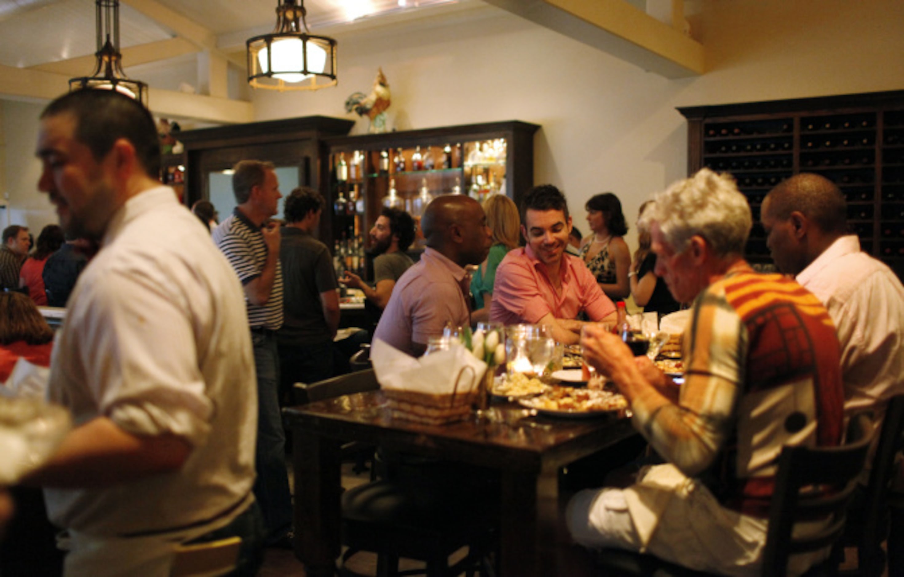 SISSY'S SOUTHERN KITCHEN AND BAR: The Henderson Avenue spot that Lisa Garza opened last...