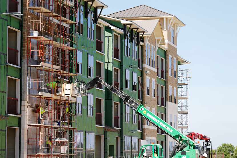 More than 40,000 apartments are under construction in North Texas.