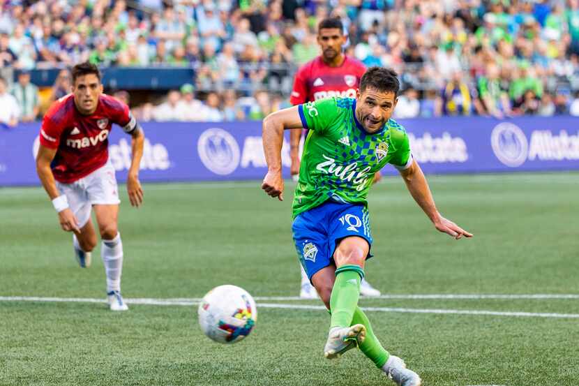Seattle Sounders Nicolas Lodeiro buries the penalty kick during the first half of an MLS...