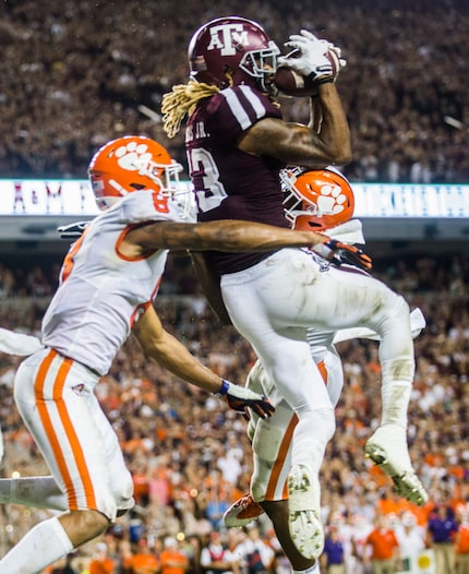 Texas A&M Aggies wide receiver Kendrick Rogers (13) catches a pass in the end zone for a...