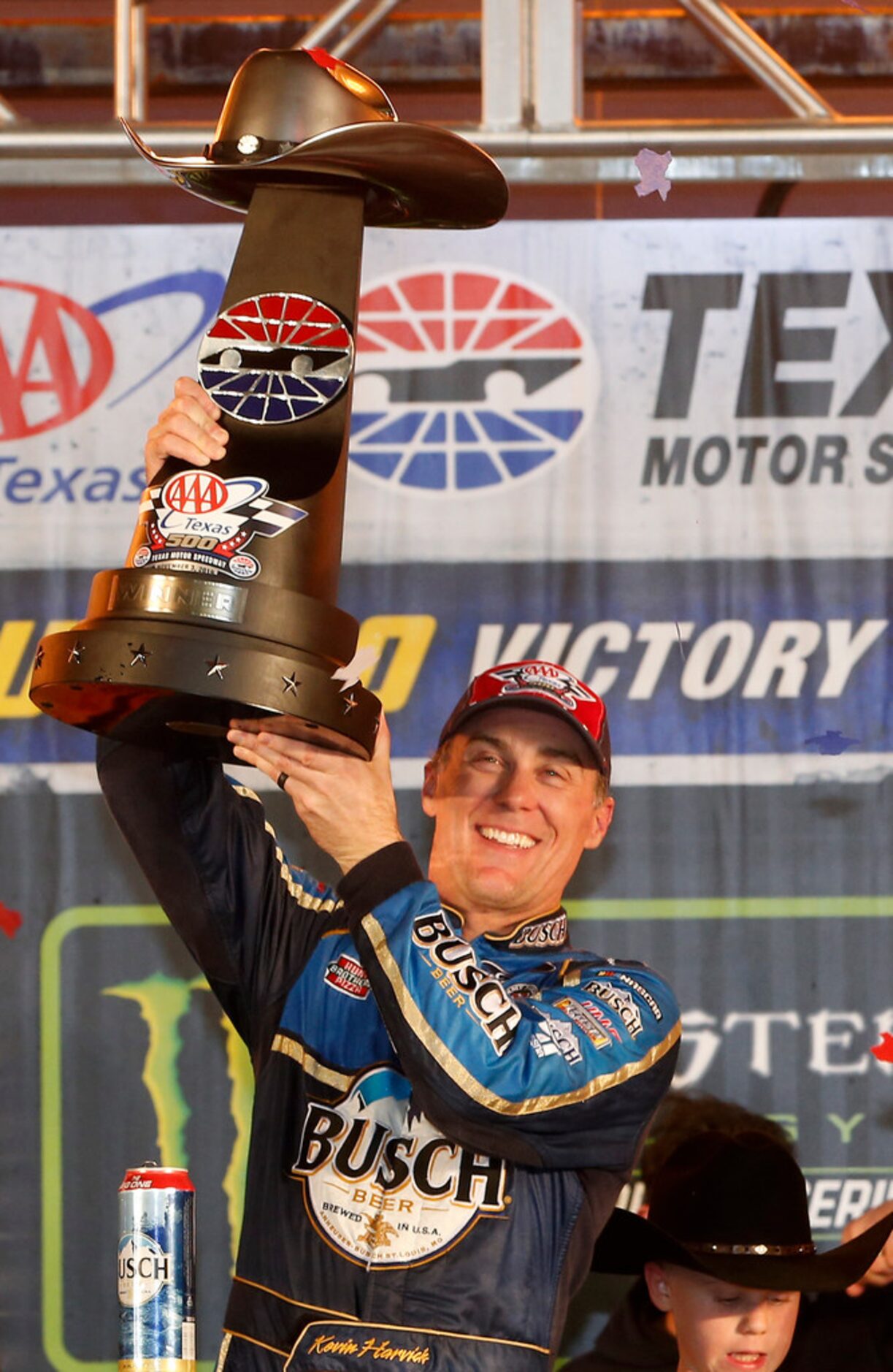 FORT WORTH, TEXAS - NOVEMBER 03: Kevin Harvick, driver of the #4 Busch Beer/Ducks Unlimited...