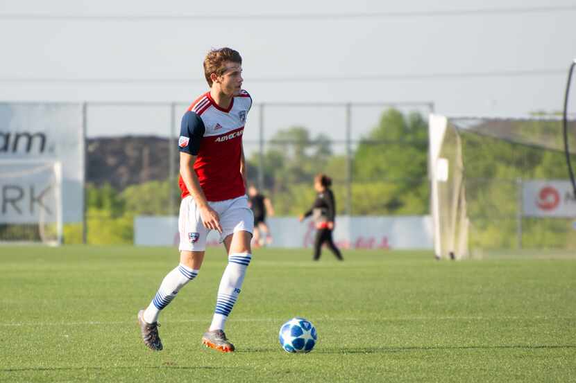 Tanner Tessmann of FC Dallas surveys the field ahead against Queretaro in the 2019 Dallas...