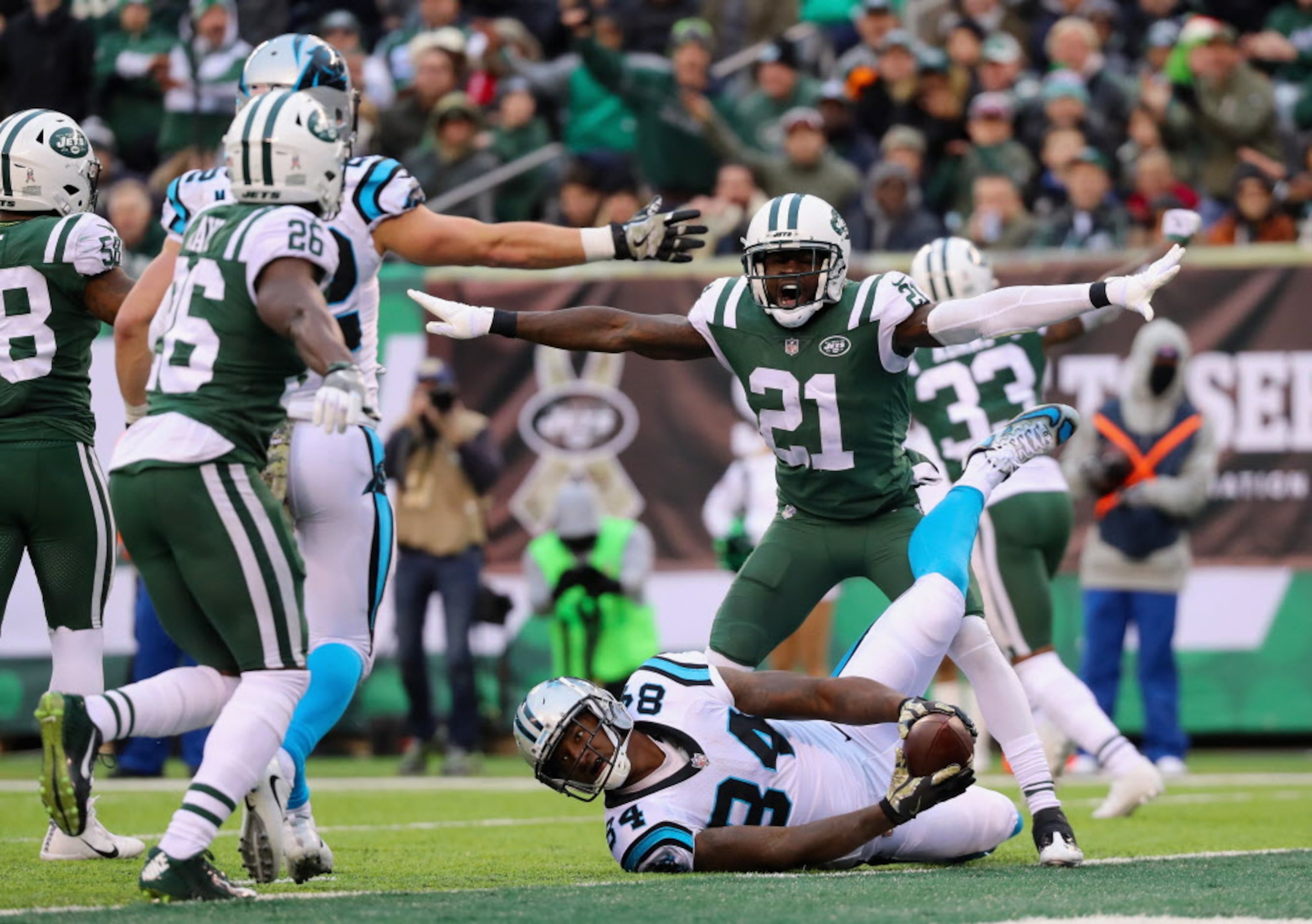 East Rutherford, New Jersey, USA. 21st Aug, 2015. Jets center Nick