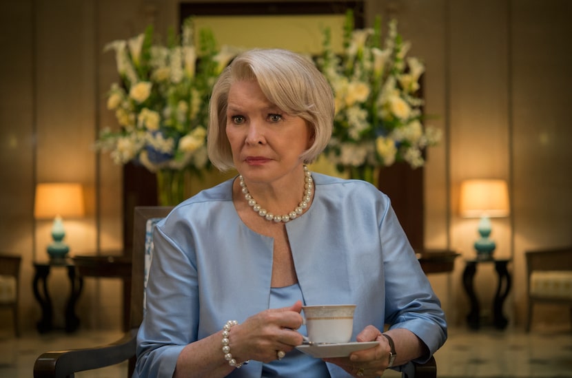 Ellyn Burstyn plays Claire Underwood's mother, a Highland Park millionaire.