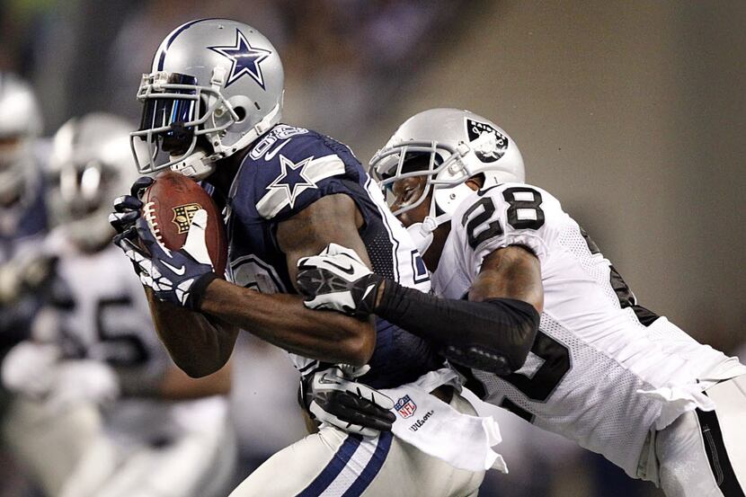 Dallas Cowboys wide receiver Dez Bryant (88) makes a catch on the teams final scoring drive...