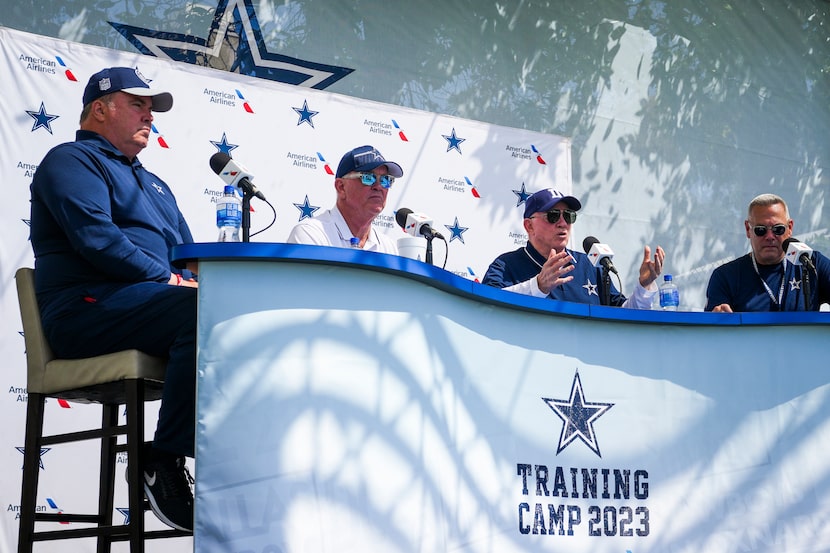 From left, Dallas Cowboys head coach Mike McCarthy, executive vice president Stephen Jones,...