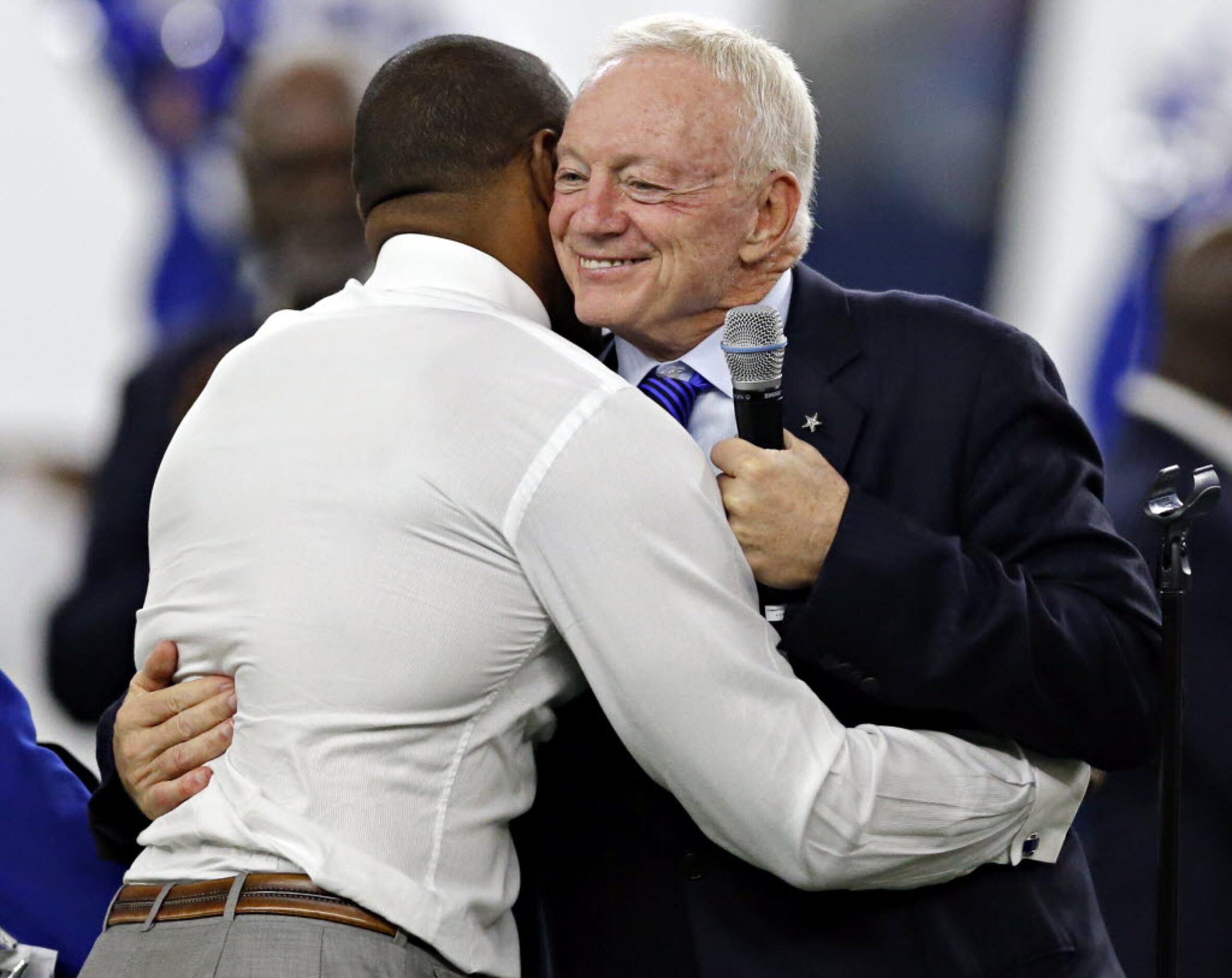 Playing to Win: Jerry Jones and the Dallas Cowboys: Magee, David