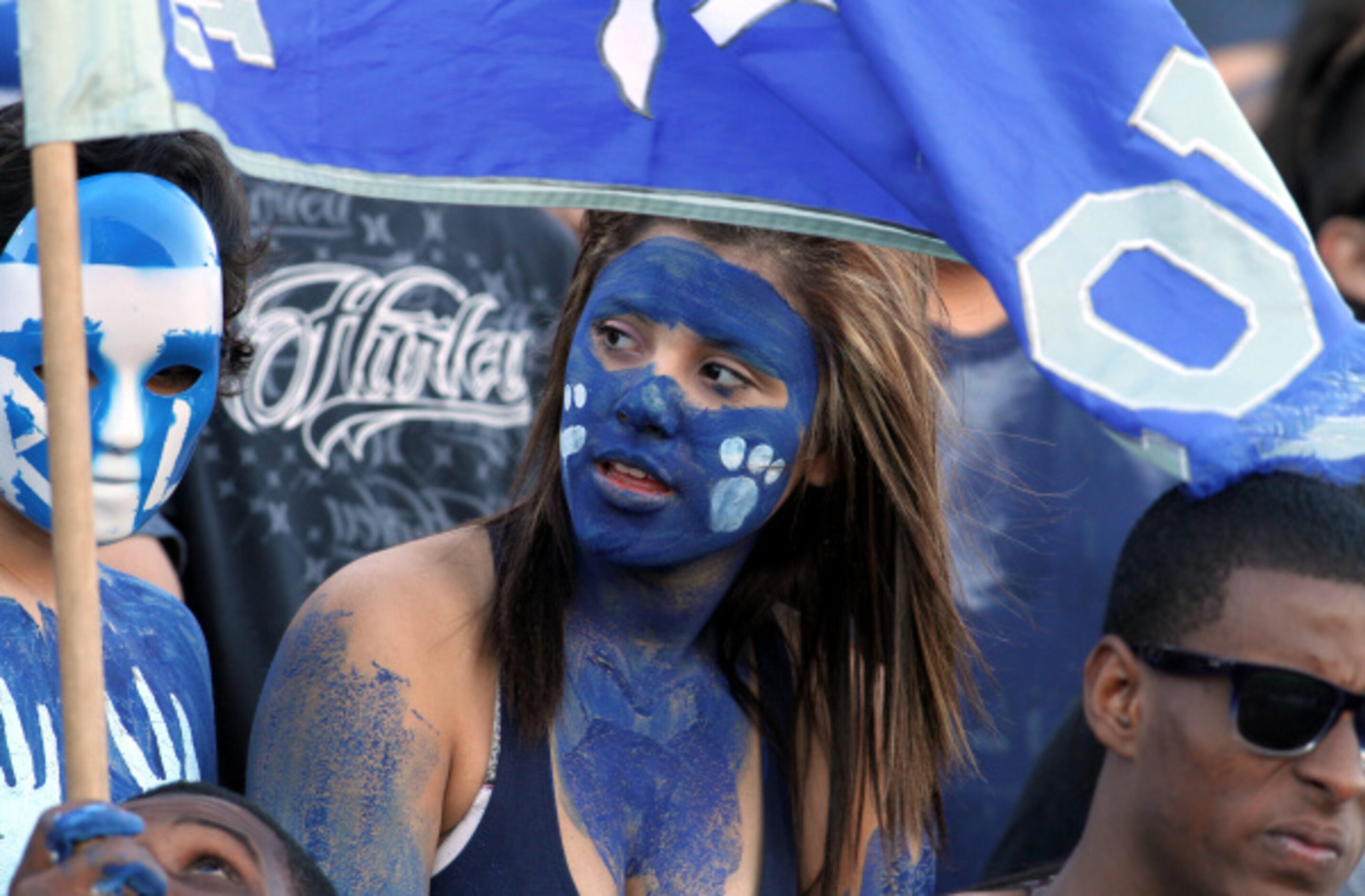 R.L. Turner freshman Catherine Robles sported her teams' colors in support of their efforts...