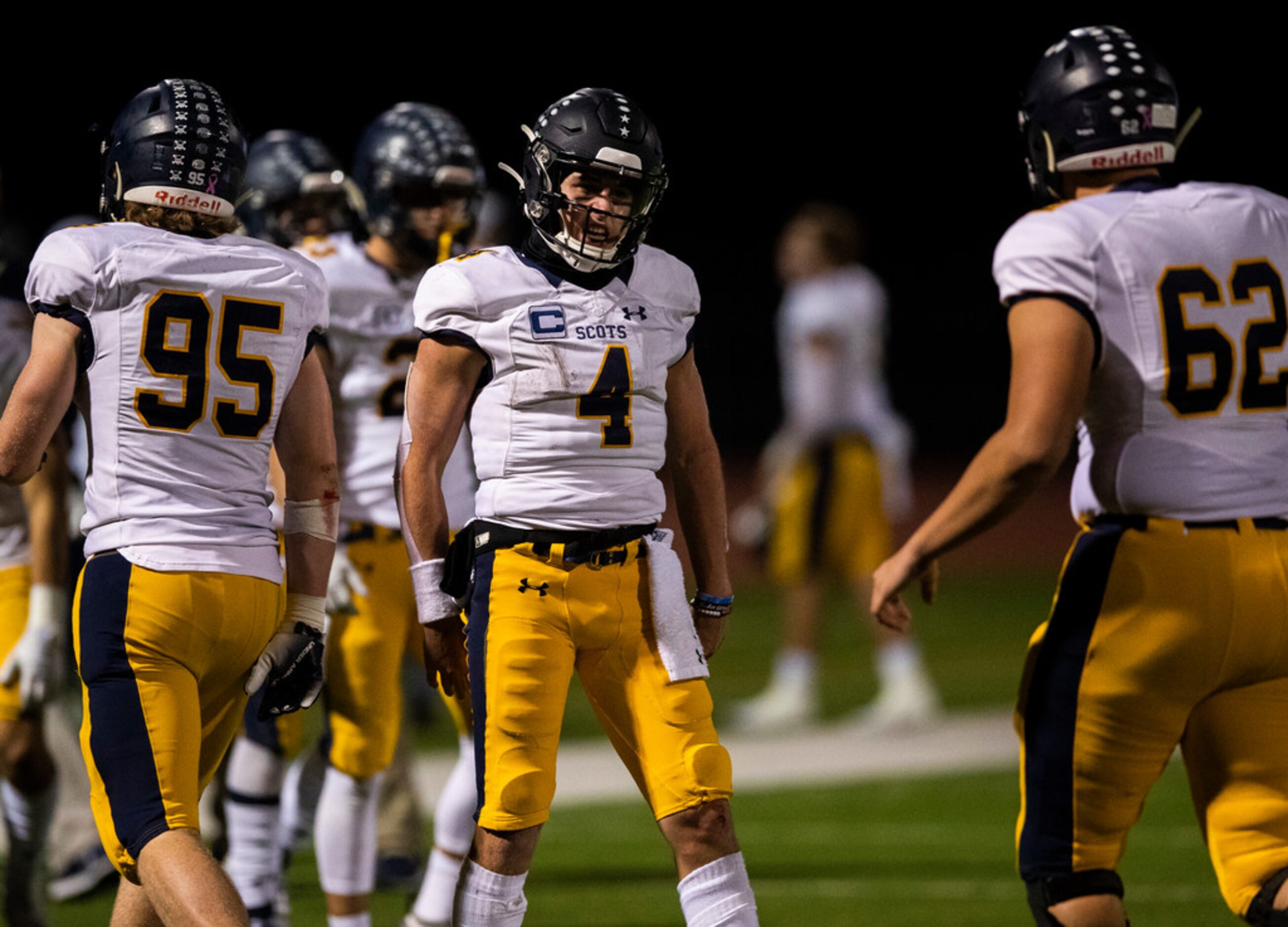 Highland Park quarterback Chandler Morris (4) celebrates after scoring a touchdown in...