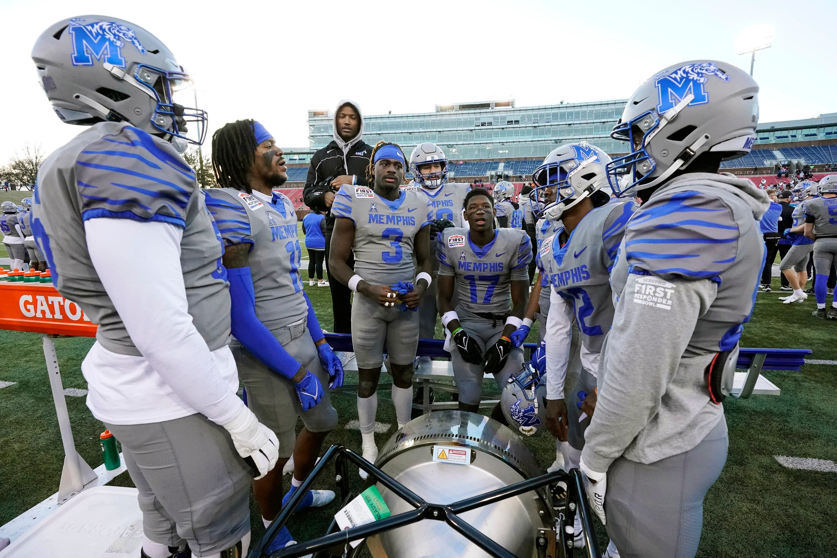 Memphis football vs Utah State: First Responder Bowl photos