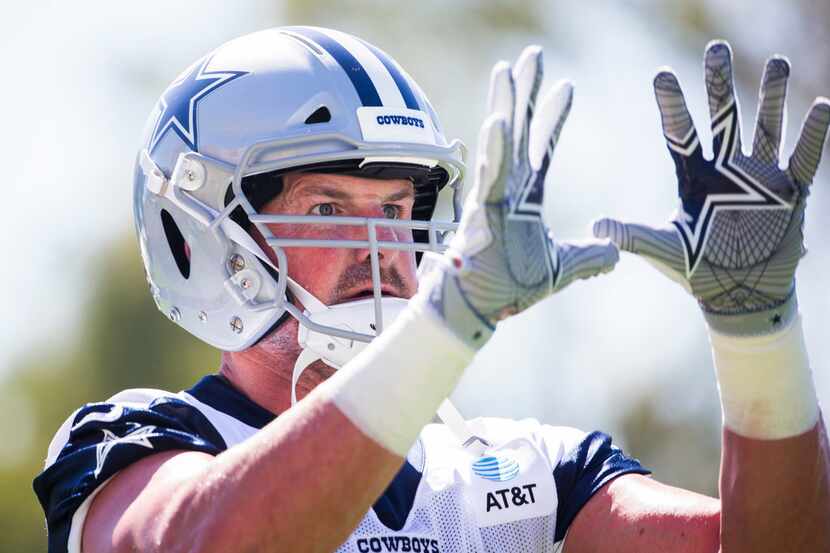 Dallas Cowboys tight end Jason Witten (82) looks for a pass during an afternoon practice at...