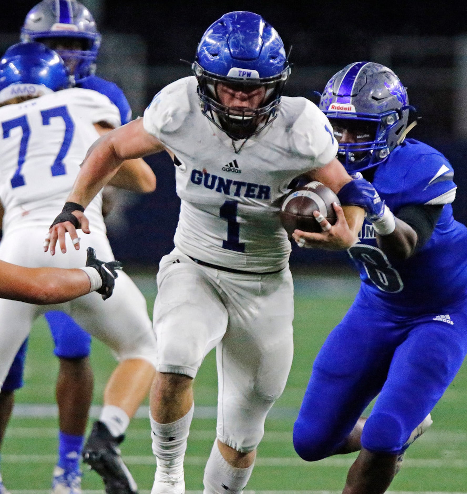 Gunter High School running back Bryson Rigsby (1)  breaks of a big run during the first half...