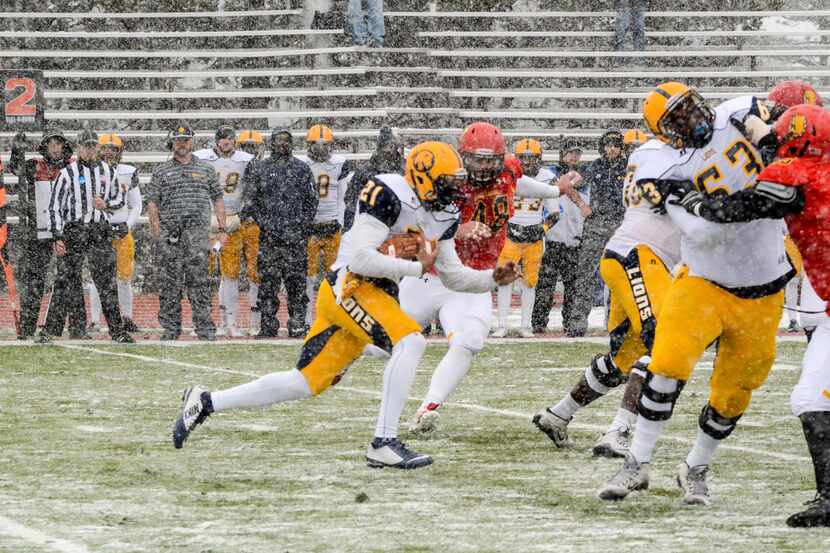 Texas A&M-Commerce Theo Wofford runs for some of his 21 yards against Ferris State on...