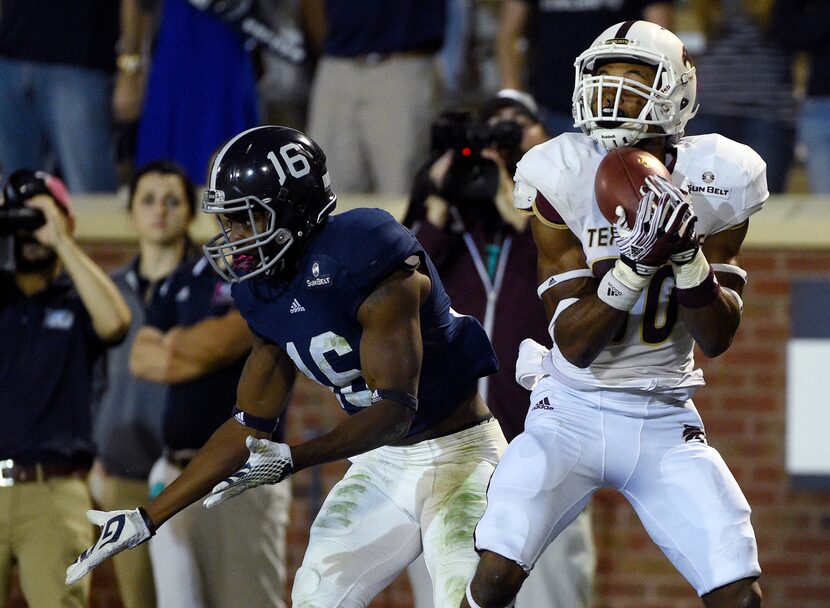 STATESBORO, GA - OCTOBER 29:  Wide receiver Jafus Gaines #80 of the Texas State Bobcats...