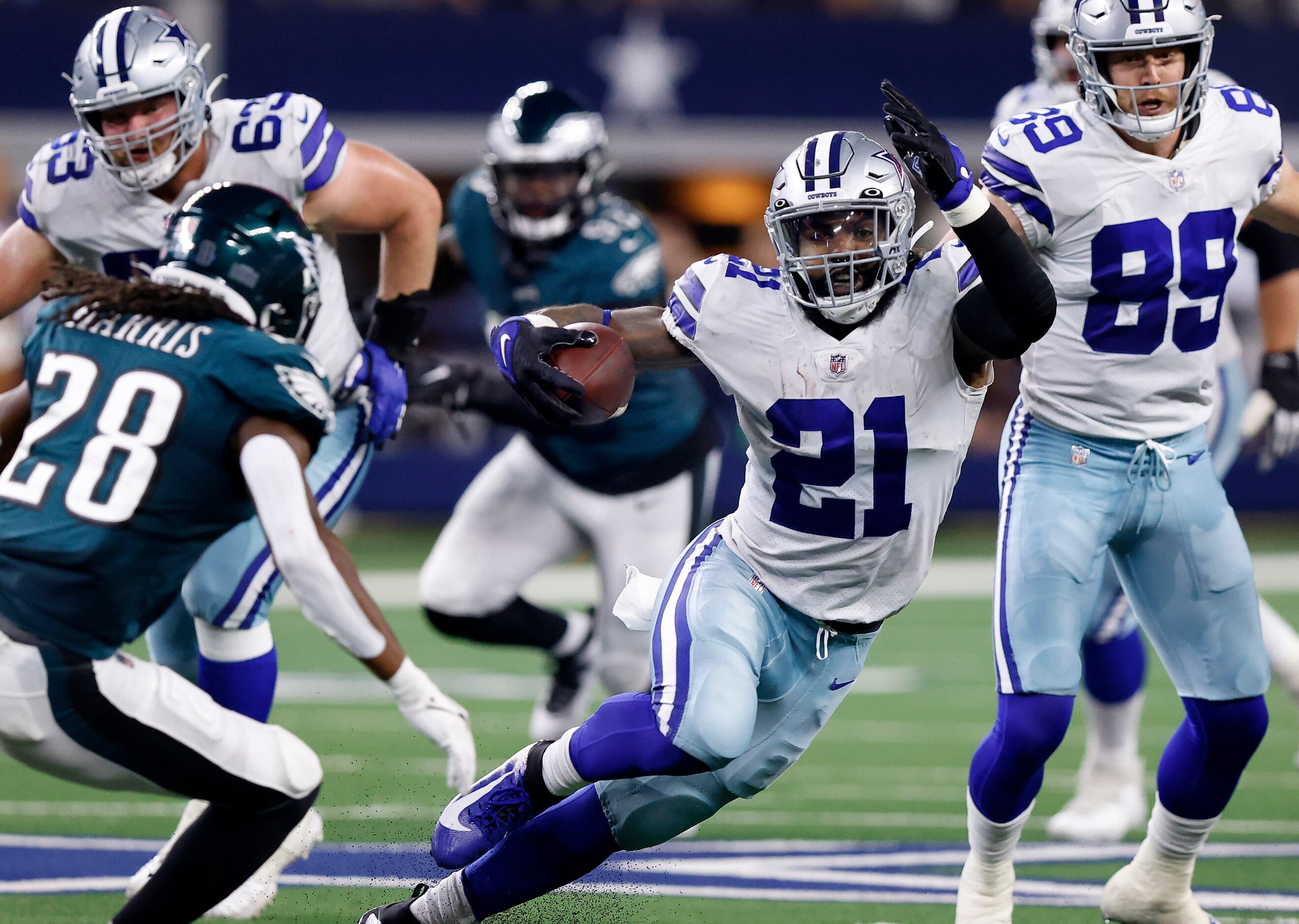 Arlington, United States. 24th Dec, 2022. Dallas Cowboys CeeDee Lamb makes  a 36-yard touchdown catch against the Philadelphia Eagles during their NFL  game at AT&T Stadium in Arlington, Texas on Saturday, December