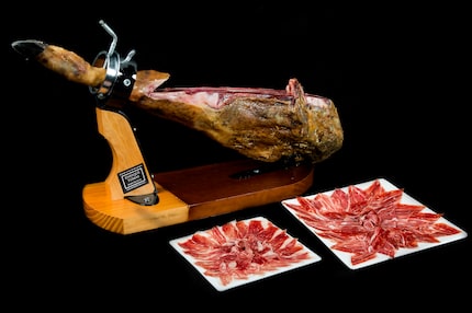 Jamon Iberico from Enrique Tomas, Spain's most famous store selling the high-quality ham.
...