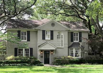 Before: Lindley Arthur’s clients were drawn to this home for its great bones and classic...