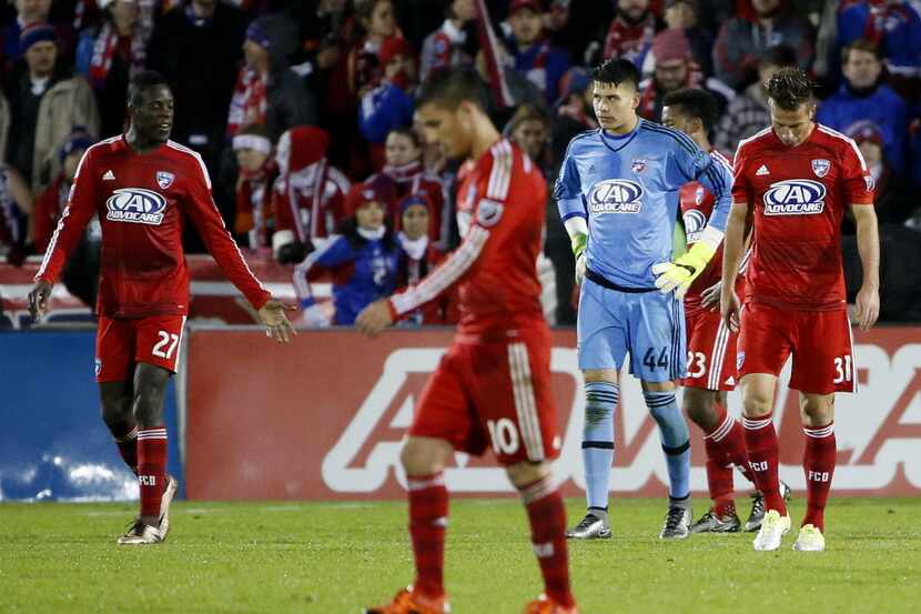 FC Dallas goalkeeper Jesse Gonzalez (44) reacts to giving up the equalizing goal to Portland...