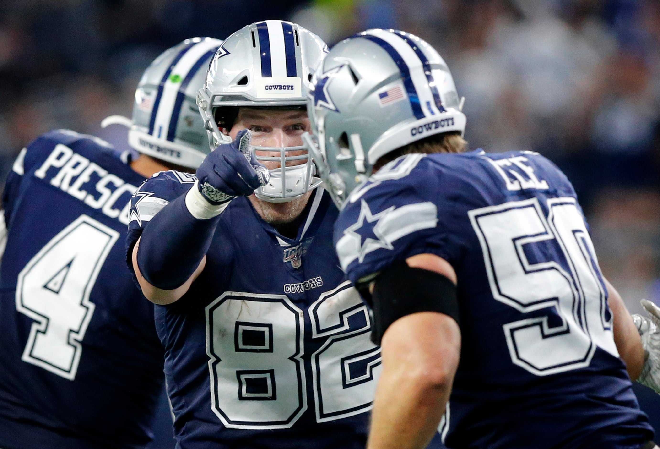 Dallas Cowboys dominate Los Angeles Rams 44-21 in major postseason