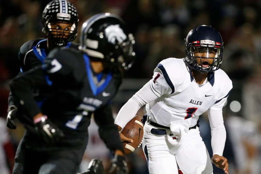 Allen quarterback Kyler Murray (1) rushes for a touchdown in the first quarter to make the...