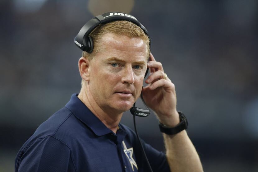 Jan 3, 2016; Arlington, TX, USA; Dallas Cowboys head coach Jason Garrett on the sidelines of...