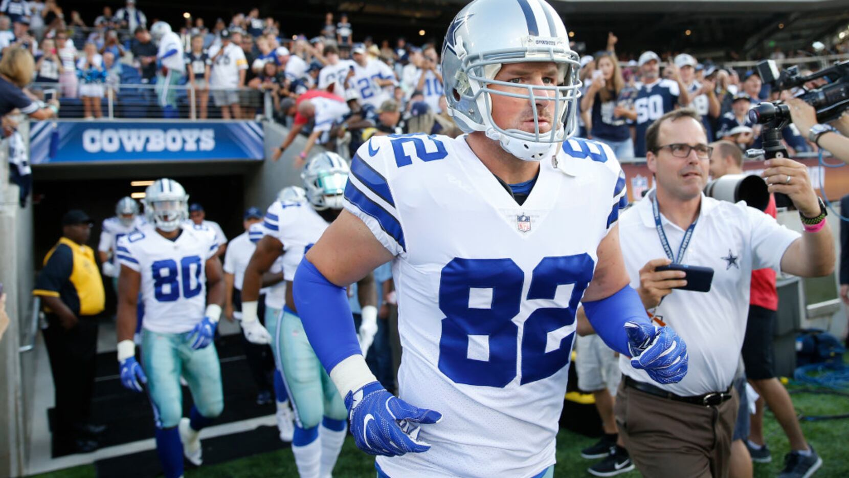 Cowboys TE Jason Witten on anthem conflict: 'When it gets hot in the  kitchen, you just don't walk out'