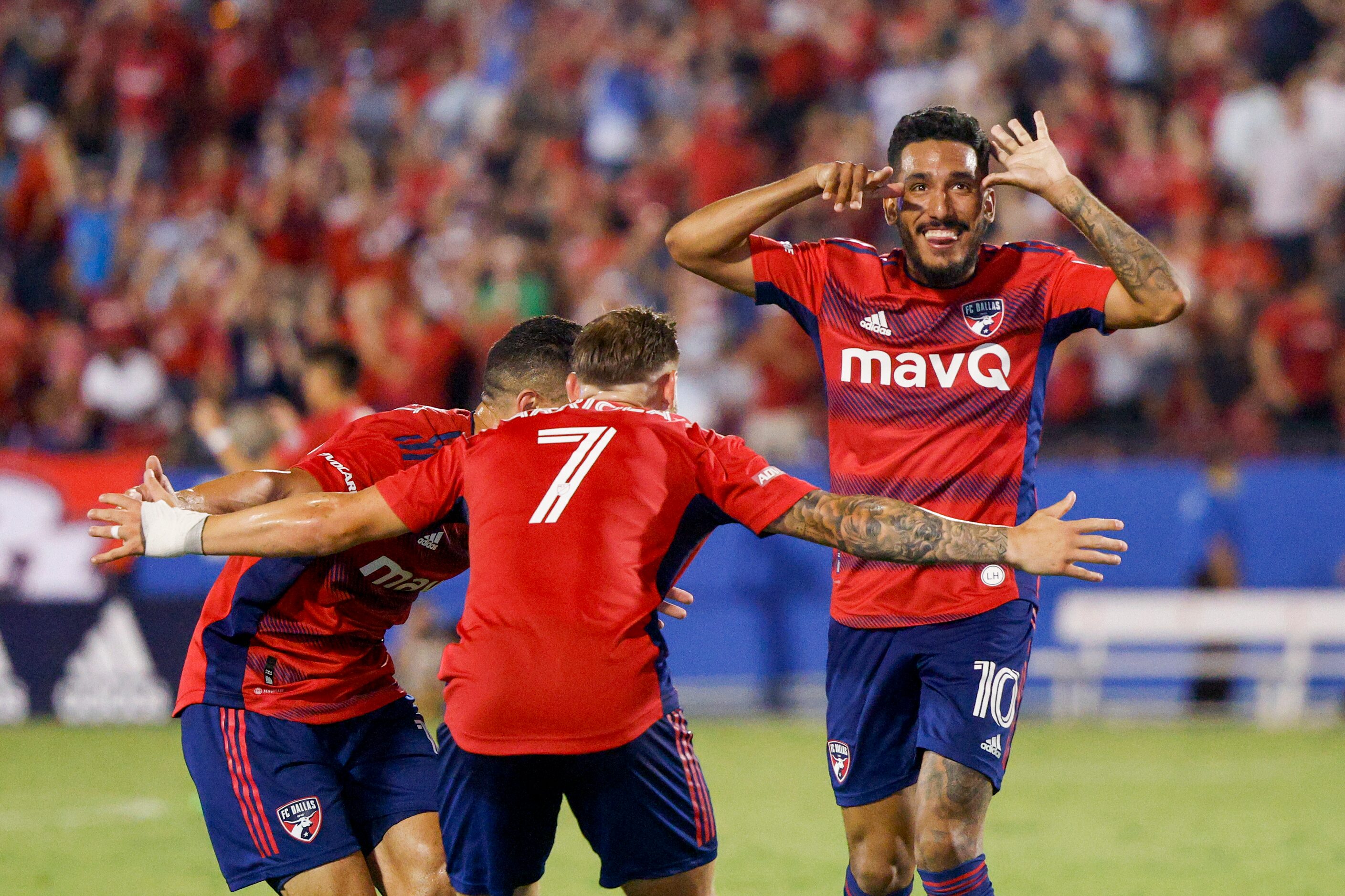 FC Dallas forward Jesús Ferreira (10) celebrates his goal with FC Dallas forward Paul...