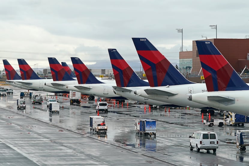 Delta pilots are working under pay rates set in 2016. They were paid an average salary of...