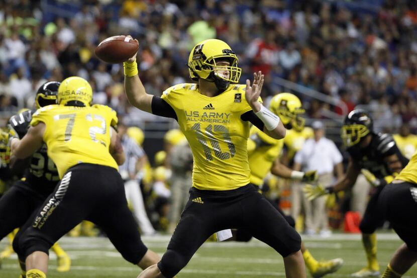 West quarterback Kyle Allen (10) throws a pass during U.S. Army All-American Bowl high...