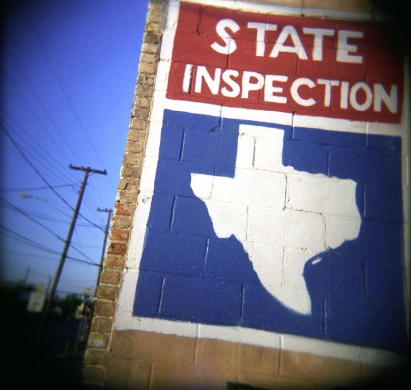 Hinga's, Ross Avenue at Villars, East Dallas