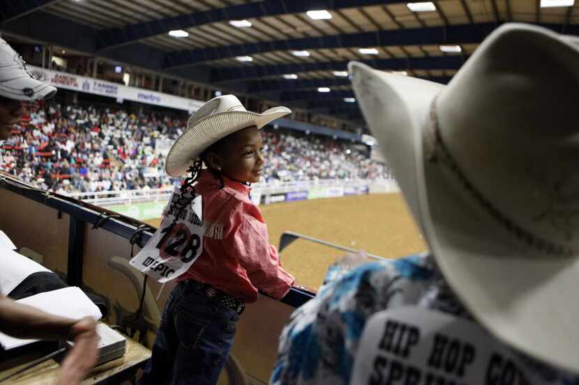 If you've never been to a rodeo, the Dallas area has some great options for you. 
