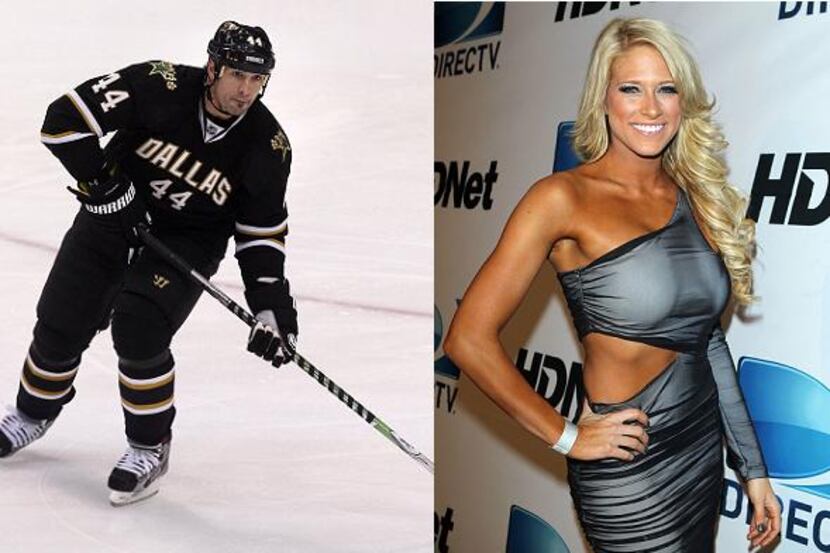 Dallas Stars defenseman Sheldon Souray (44) in NHL Hockey action against Ottawa at American...