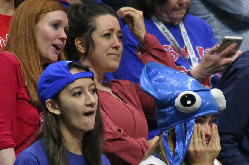 SMU fans react to USC taking the lead in the second half during the SMU Mustangs vs. the USC...