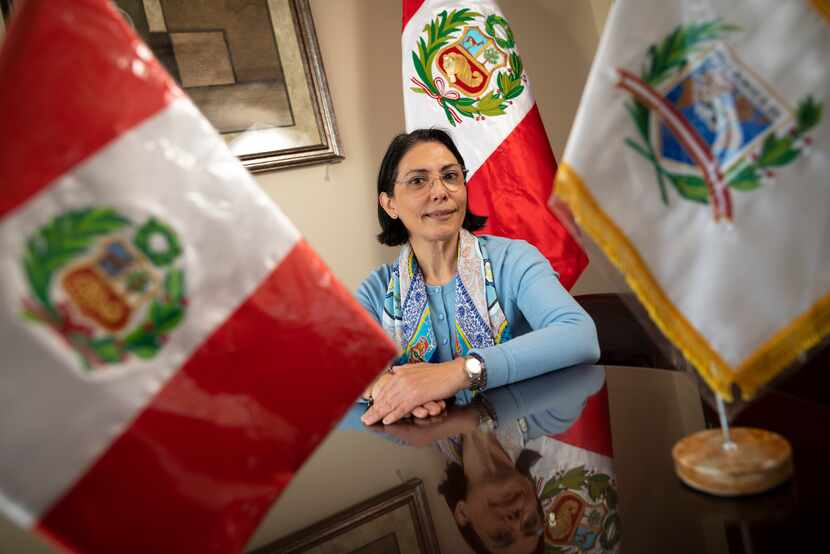 Liliana Patricia Trelles, cónsul general de Perú en Dallas, indicó que las mesas de votación...