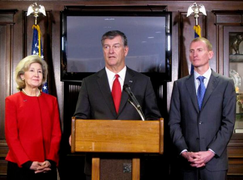 
Former U.S. Sen. Kay Bailey Hutchison, Dallas Mayor Mike Rawlings and city Convention &...