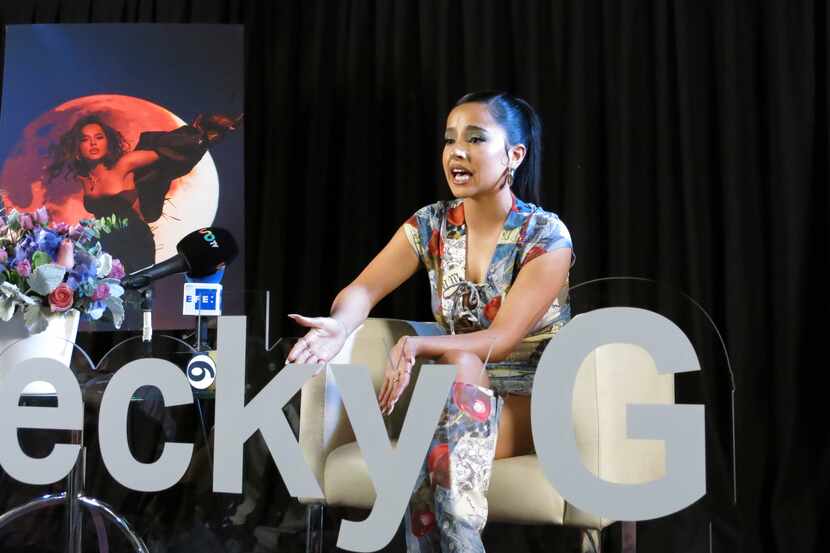 La cantante y actriz estadounidense Becky G durante una conferencia de prensa en la Ciudad...